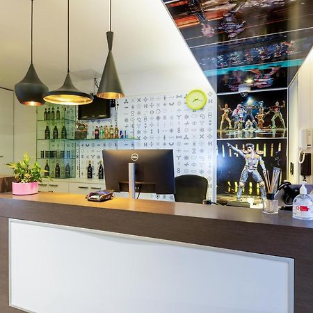 波鸿中央火车站宜必思酒店 外观 照片